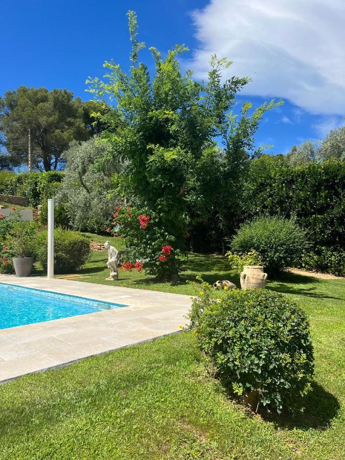 Le Clos Serein Le Beausset Exteriér fotografie